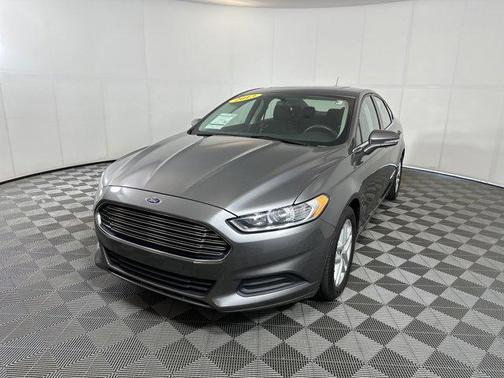 2013 Ford Fusion SE