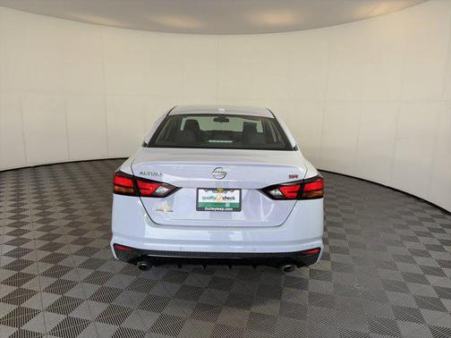 Gray Sky Pearl 2024 Nissan Altima SR FWD