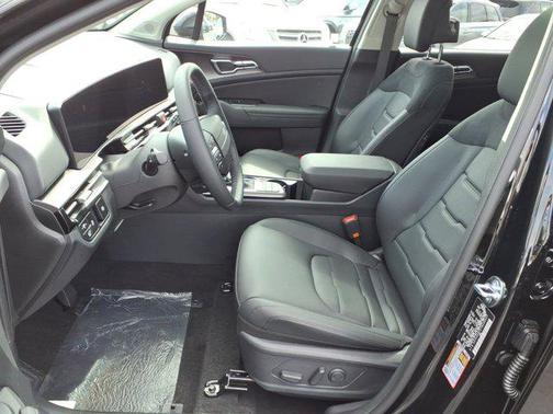 Ebony Black 2026 Kia Sportage SX-Prestige