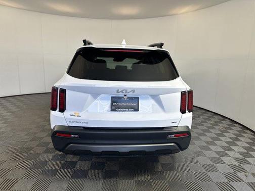 2023 Kia Sorento S