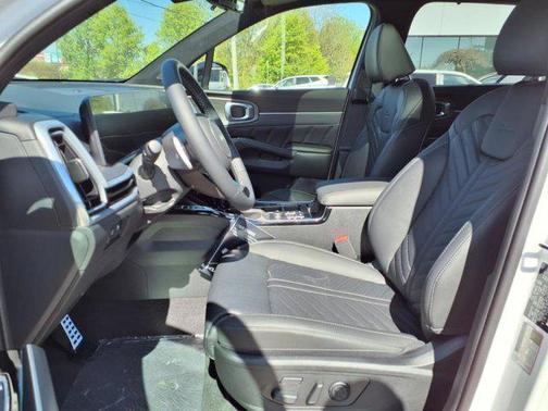 2025 Kia Sorento SX