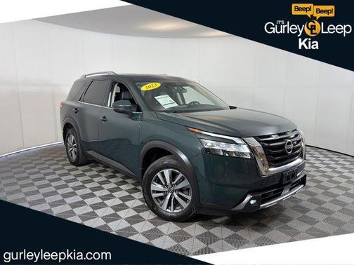 Green 2023 Nissan Pathfinder SL 4WD