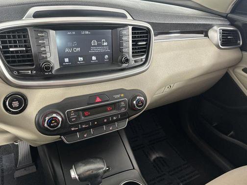 2020 Kia Sorento S
