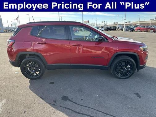 2025 Jeep Compass Latitude