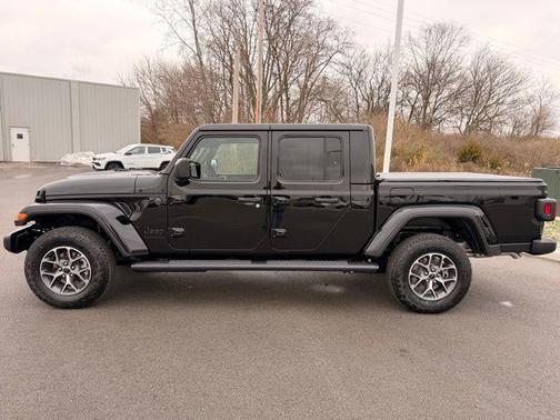2026 Jeep Gladiator Sport S