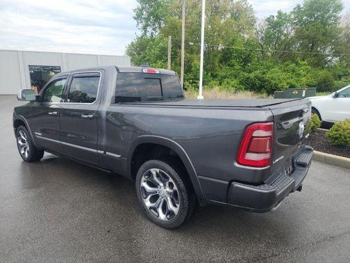 Granite Crystal Metallic Clearcoat 2019 RAM 1500 Limited
