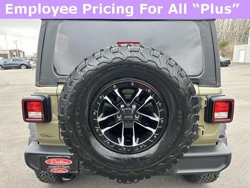 2025 Jeep Wrangler Willys
