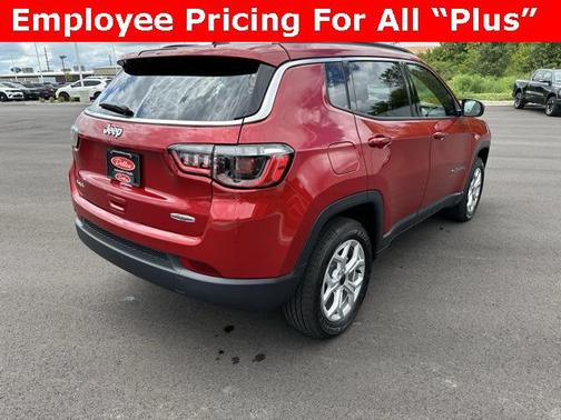 2025 Jeep Compass Latitude