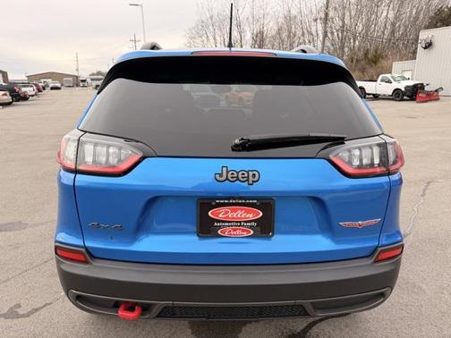 2022 Jeep Cherokee Trailhawk