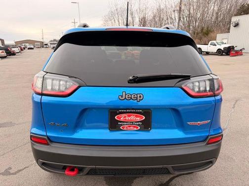 2022 Jeep Cherokee Trailhawk