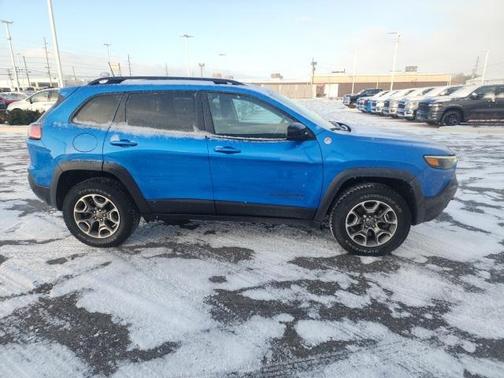 2022 Jeep Cherokee Trailhawk