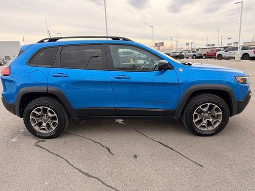 2022 Jeep Cherokee Trailhawk