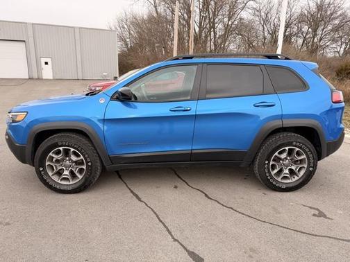 2022 Jeep Cherokee Trailhawk