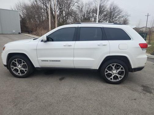 2018 Jeep Grand Cherokee Sterling Edition