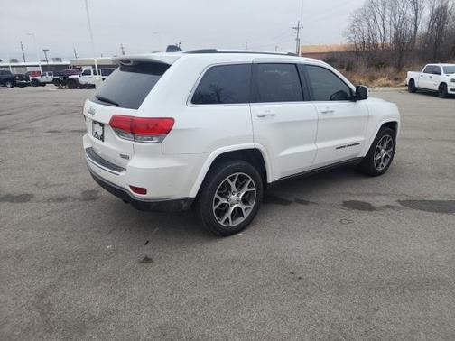 2018 Jeep Grand Cherokee Sterling Edition