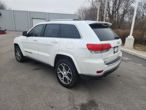 2018 Jeep Grand Cherokee Sterling Edition
