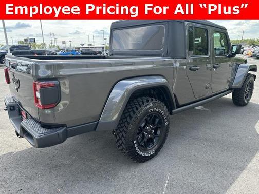 2025 Jeep Gladiator Willys
