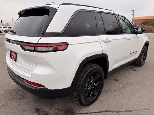 2026 Jeep Grand Cherokee Altitude