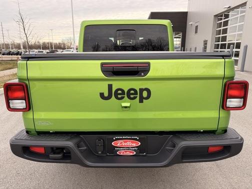 2026 Jeep Gladiator Sport S