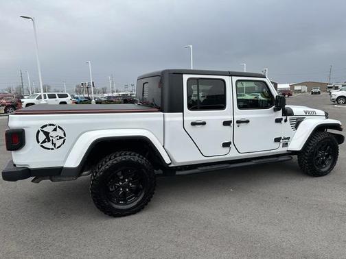 2021 Jeep Gladiator Sport
