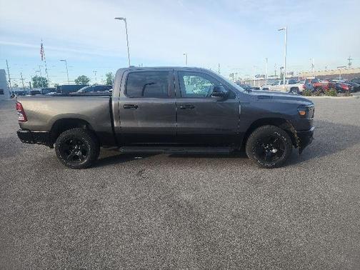 Granite Crystal Metallic Clearcoat 2023 RAM 1500 Big Horn/Lone Star