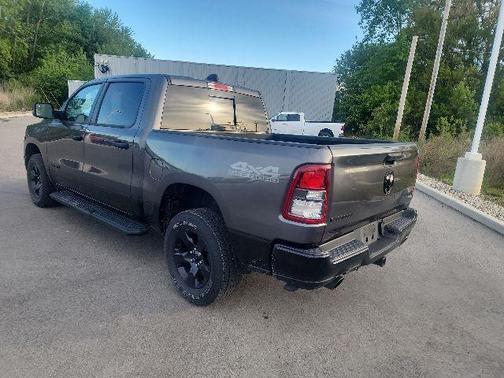 Granite Crystal Metallic Clearcoat 2023 RAM 1500 Big Horn/Lone Star