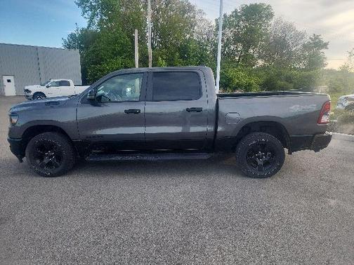Granite Crystal Metallic Clearcoat 2023 RAM 1500 Big Horn/Lone Star