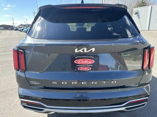2022 Kia Sorento S