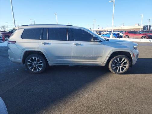 2022 Jeep Grand Cherokee L Overland