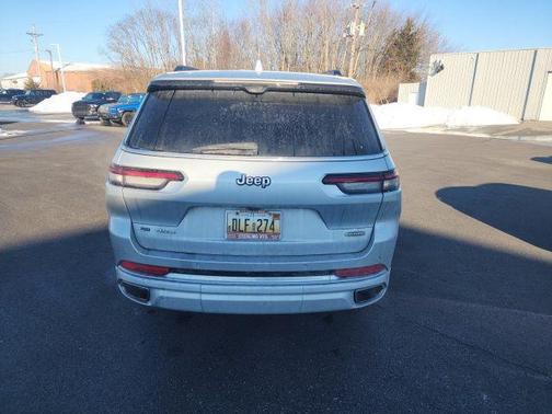 2022 Jeep Grand Cherokee L Overland