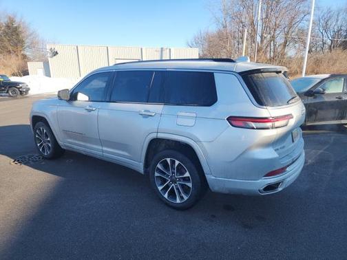 2022 Jeep Grand Cherokee L Overland