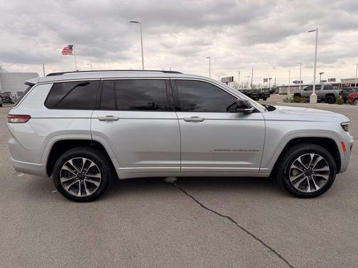 Silver Zynith 2022 Jeep Grand Cherokee L Overland