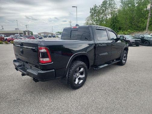 Diamond Black Crystal Pearlcoat 2020 RAM 1500 Big Horn/Lone Star