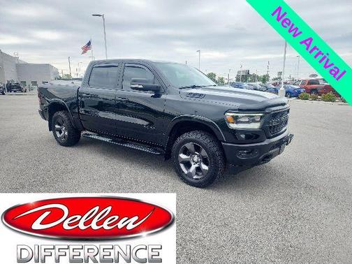 Diamond Black Crystal Pearlcoat 2020 RAM 1500 Big Horn/Lone Star