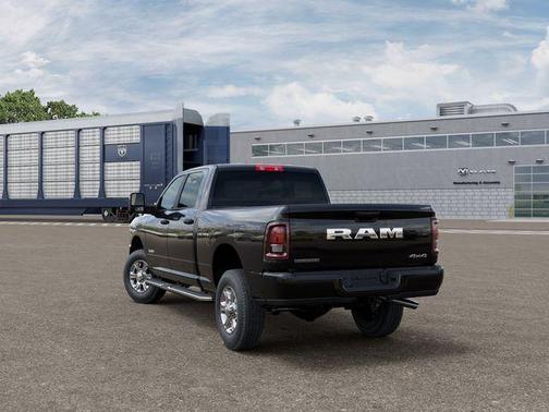 Diamond Black Crystal Pearlcoat 2026 RAM 2500 Big Horn