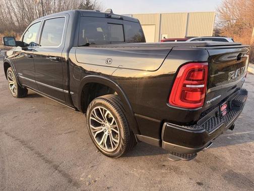 2025 RAM 1500 ST