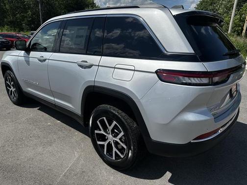 2025 Jeep Grand Cherokee Limited X