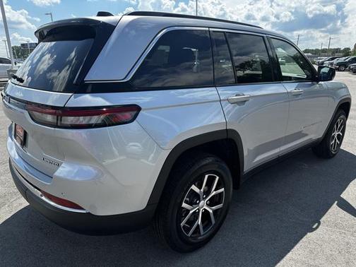 2025 Jeep Grand Cherokee Limited X