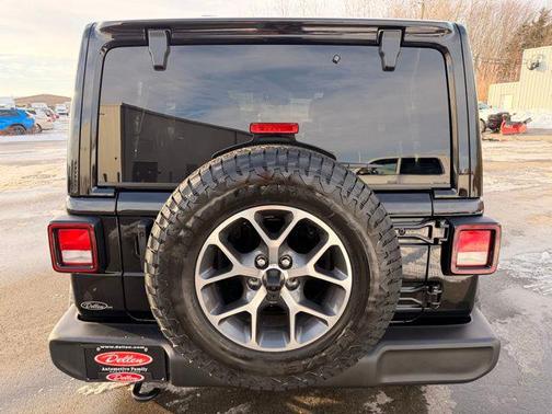 Black Clearcoat 2026 Jeep Wrangler Sport S