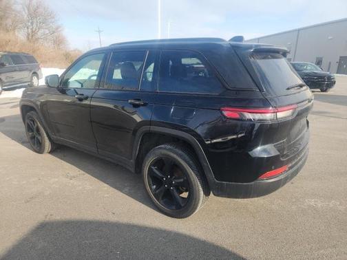 2024 Jeep Grand Cherokee Altitude