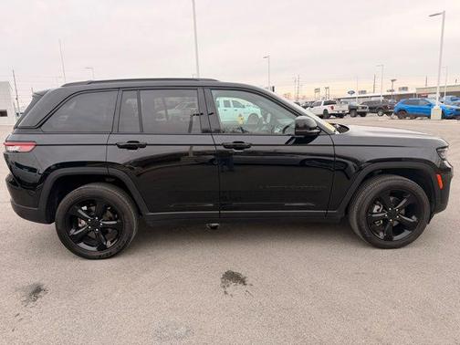 2024 Jeep Grand Cherokee Altitude