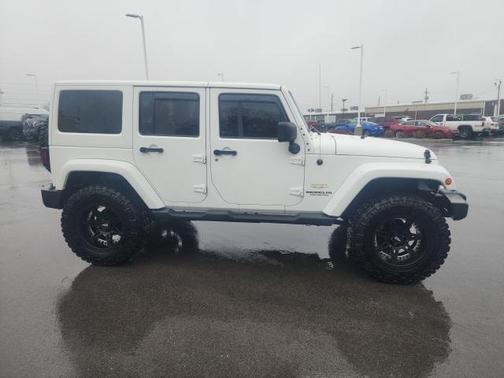 2013 Jeep Wrangler Unlimited Sahara