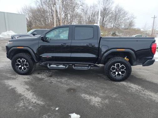 2024 GMC Canyon AT4X