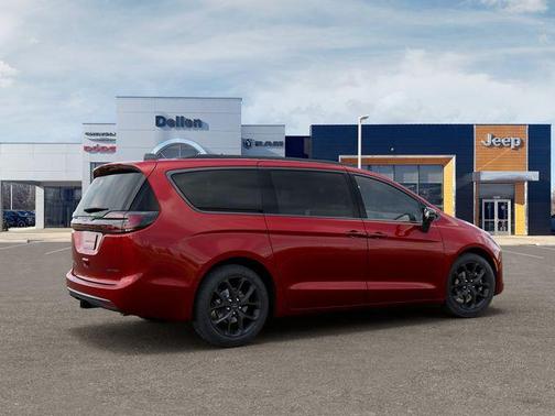 Pr6 2027 Chrysler Pacifica Limited