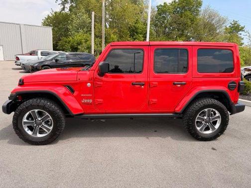 Firecracker Red Clearcoat 2022 Jeep Wrangler Unlimited Sahara