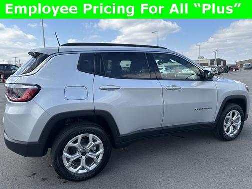 2025 Jeep Compass Latitude