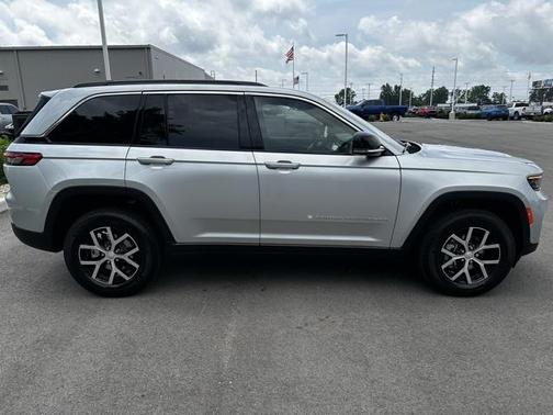 2025 Jeep Grand Cherokee Limited X