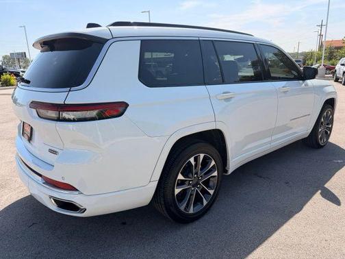Bright White Clearcoat 2024 Jeep Grand Cherokee L Overland