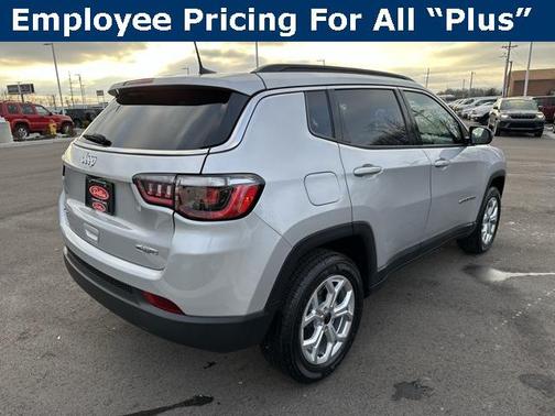 2025 Jeep Compass Latitude