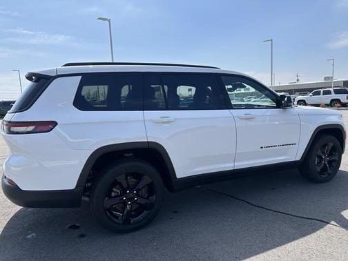 2023 Jeep Grand Cherokee L Altitude